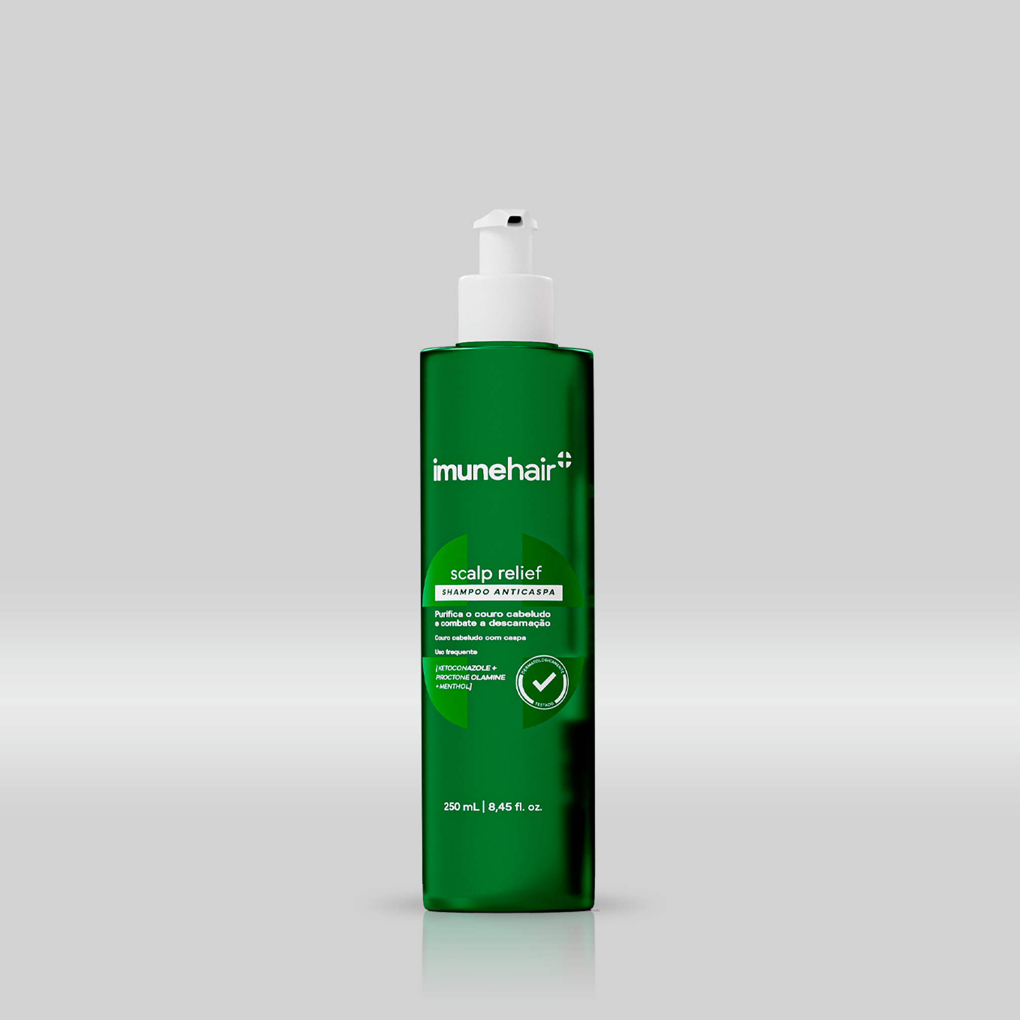 Embalagem verde do shampoo anticaspa, com o nome Scalp Relief Shampoo Anticaspa de 250ml.